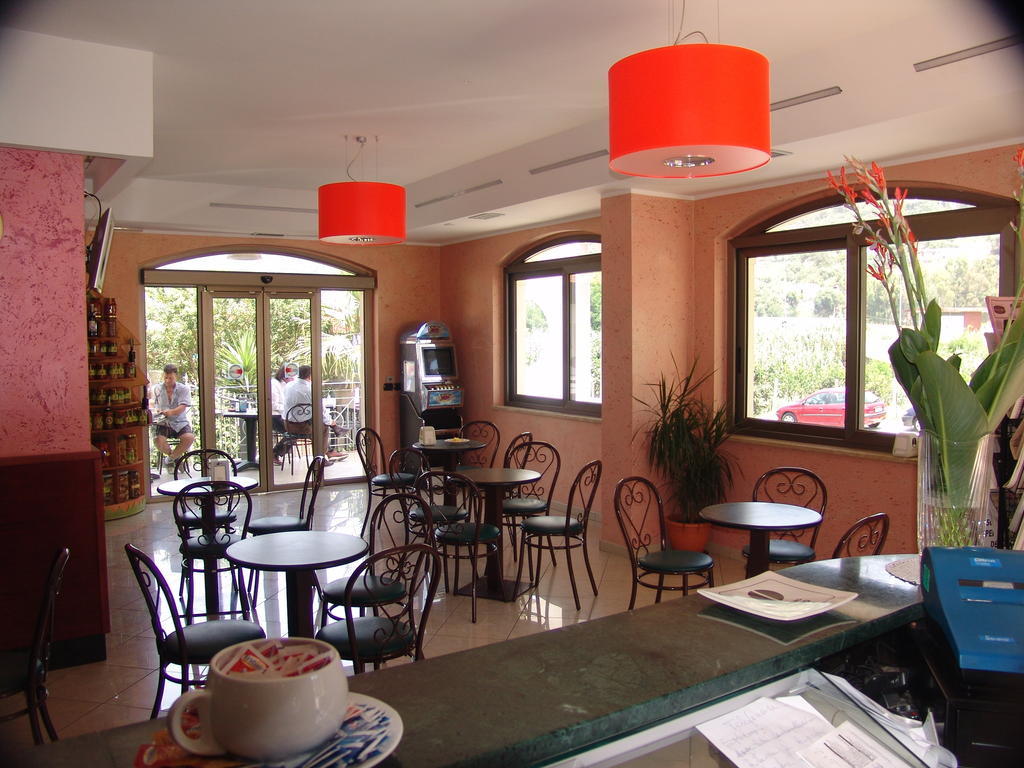 Hotel Mistef Фалерна Екстериор снимка