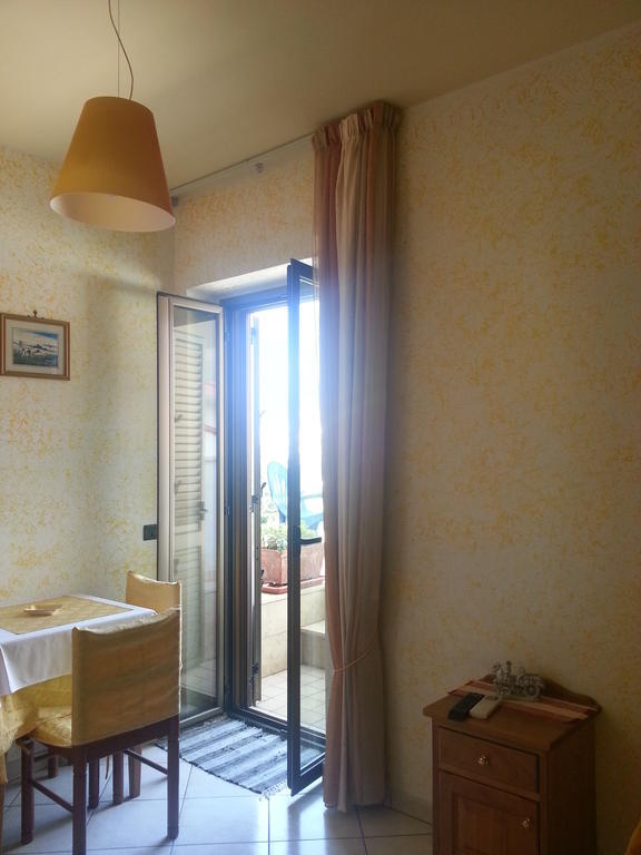 Hotel Mistef Фалерна Стая снимка