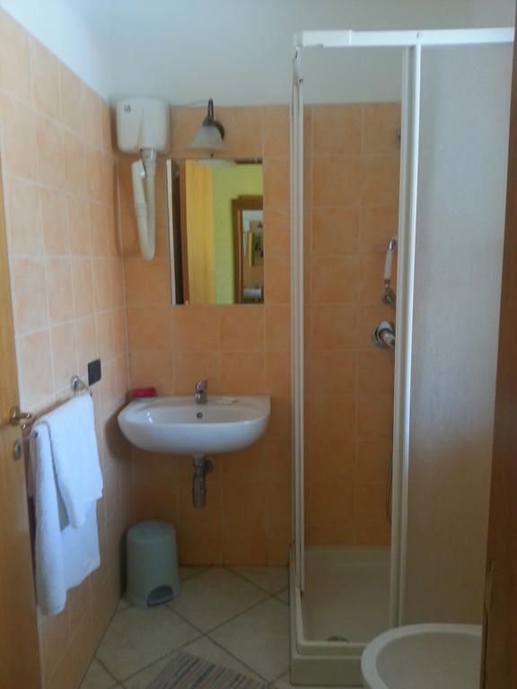 Hotel Mistef Фалерна Стая снимка