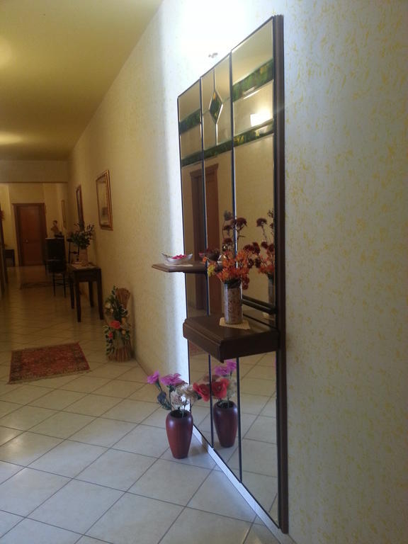 Hotel Mistef Фалерна Стая снимка